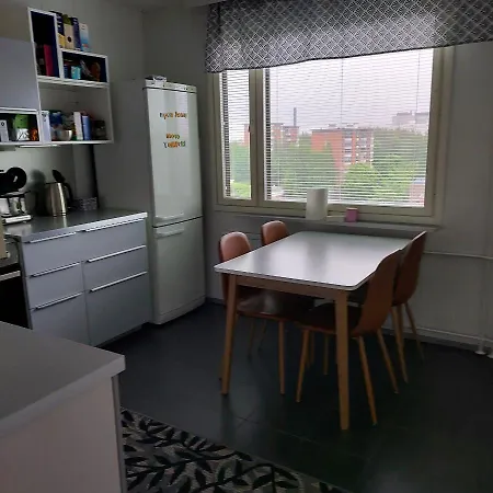 Kaksio Hervannan Keskustassa *